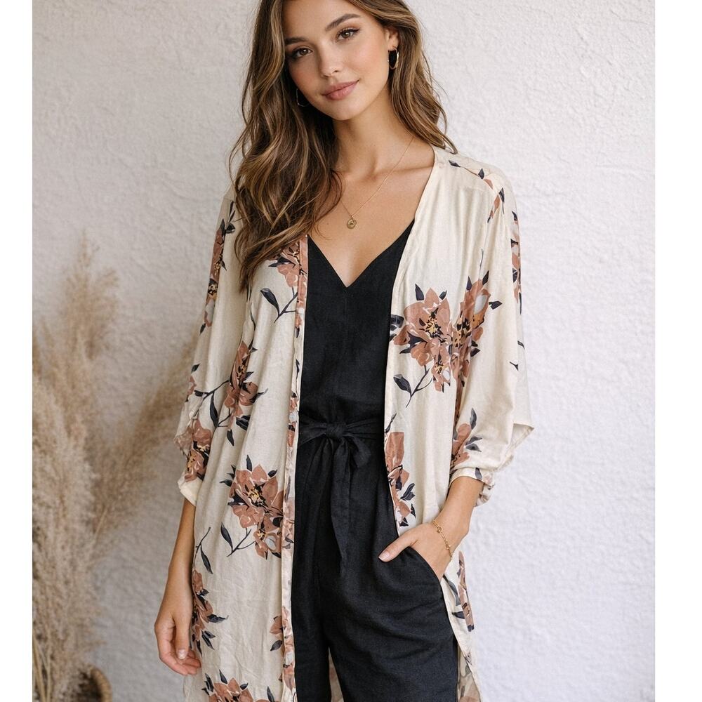 Saltwater Luxe Cream Floral Kimono Women's One Size Open Cardigan Topper Coverup